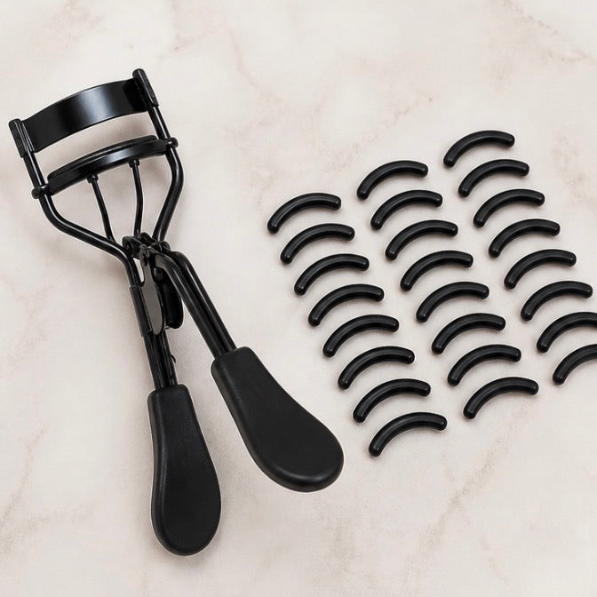 LashLift™ Precision Eyelash Curler (15 Silicone Pads)